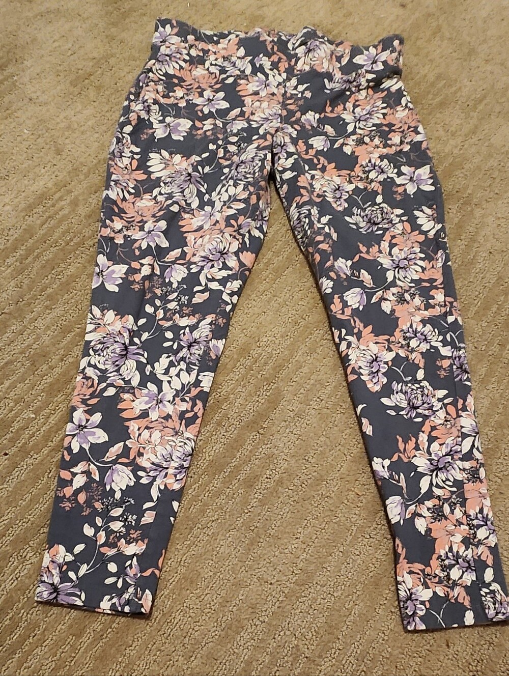 Womens Floral Print Stretch Leggings - Gray and Pink